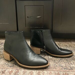 Ecco women’s black leather boots, size 37 (6-6.5)